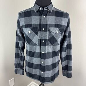 Everlane Flannel Shirt Men's Medium M Button Down Long Sleeve Black Gray Plaid